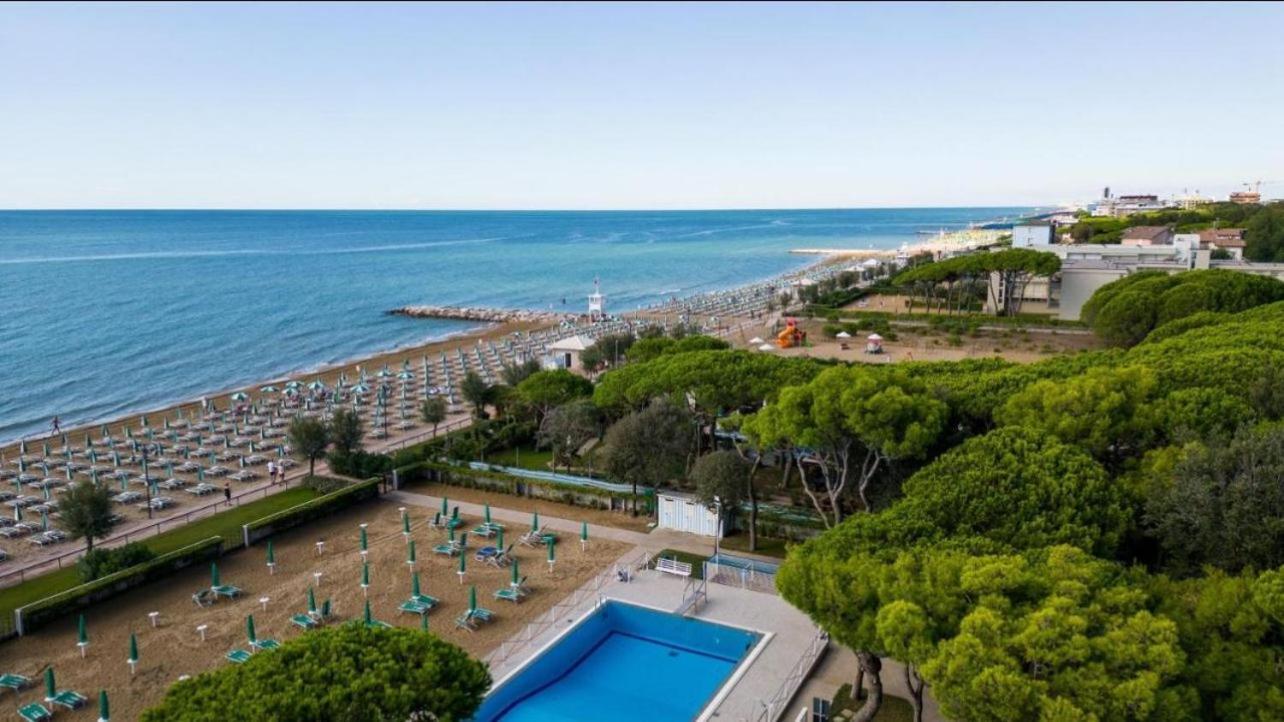 Park Residence - Walterigato Apartments Solo Per Famiglie Lido di Jesolo Buitenkant foto